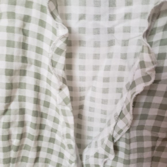 NWT green and white ruffled gingham top - Picture 6 of 7